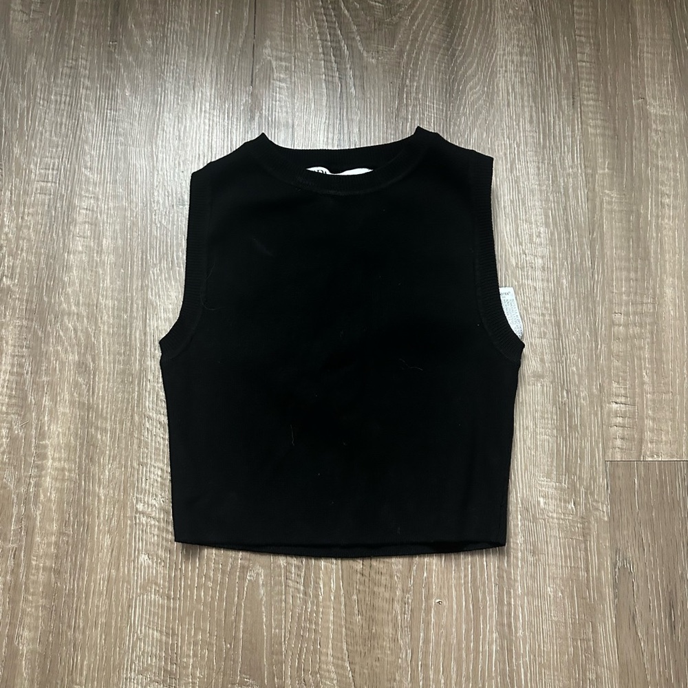 Zara Black Sleeveless Crop Top